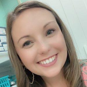 Meet your Posher, Cortney